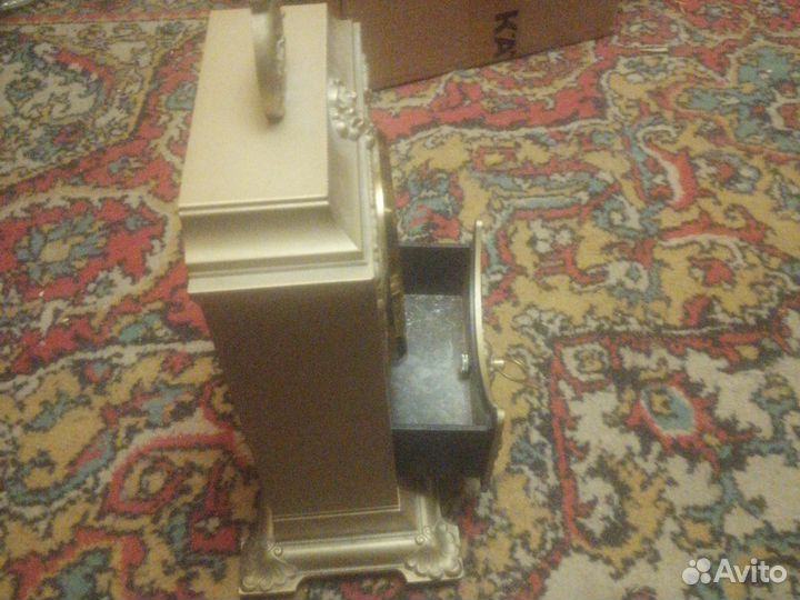 Часы янтарь каминные и секундомер