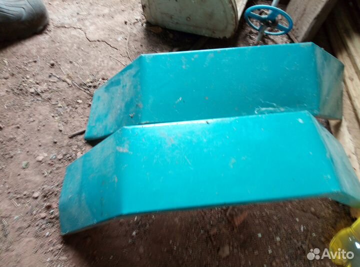 Продам крыло от прицепа мотоблока, синего цвета
