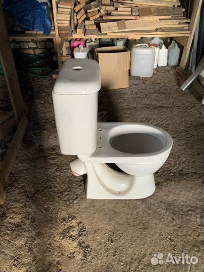 Унитазы и бачки бу