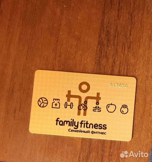 Абонемент в фитнес клуб