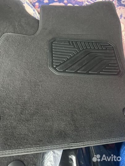 Коврики на geely monjaro