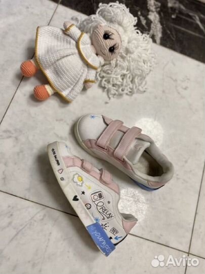 Кроссовки для девочки 33 размер котофей