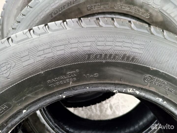 Michelin Latitude Tour HP 225/65 R17