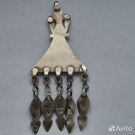 Антикварный восточный амулет подвеска