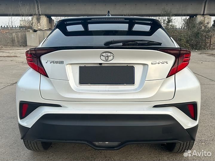 Toyota C-HR 2.0 CVT, 2021, 15 000 км