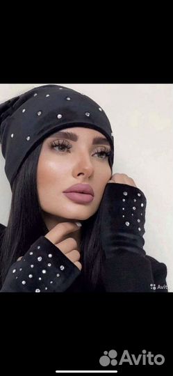 Шапочка с кристаллами Swarovski и митенки