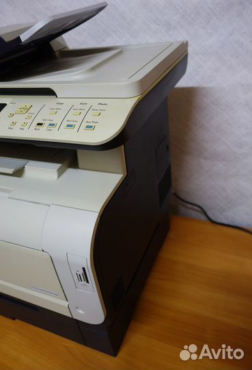 Цветное мфу HP Color LaserJet CM2320fxi