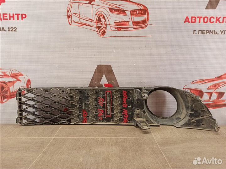 Решетка бампера переднего правая Infiniti M