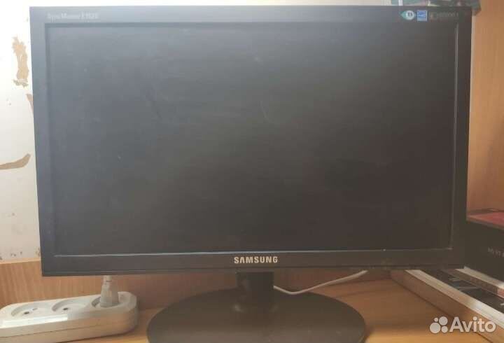 Монитор Samsung syncmaster e1920
