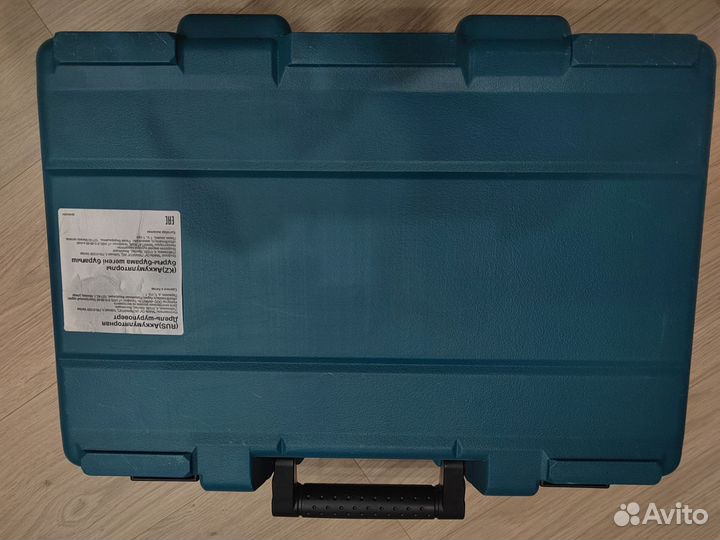 Дрель шуруповерт Makita DF457DWE