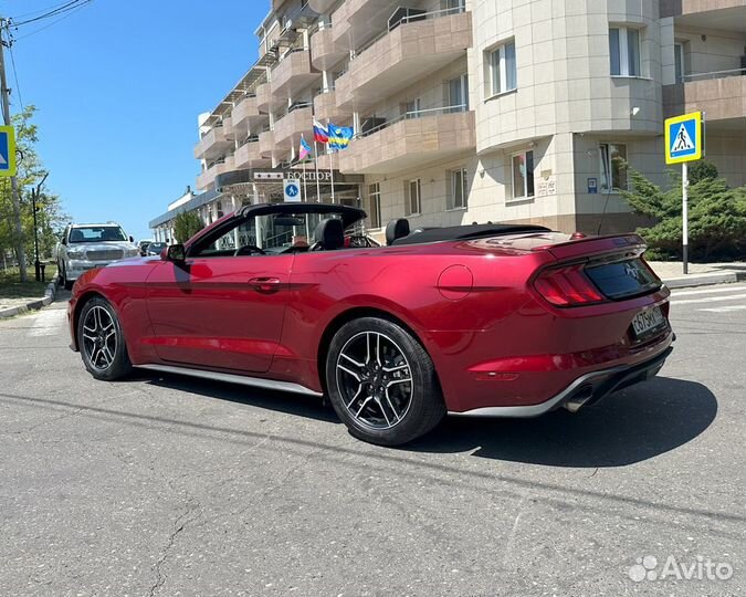 Аренда кабриолета Ford Mustang