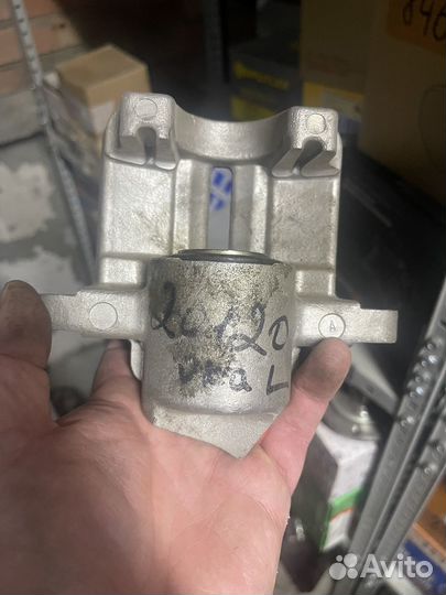 Суппорт торм. правый ваз 1111-1113 ока