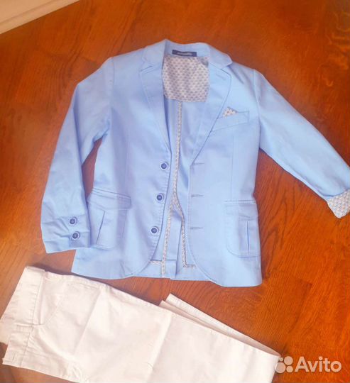 Пиджак на мальчика 134