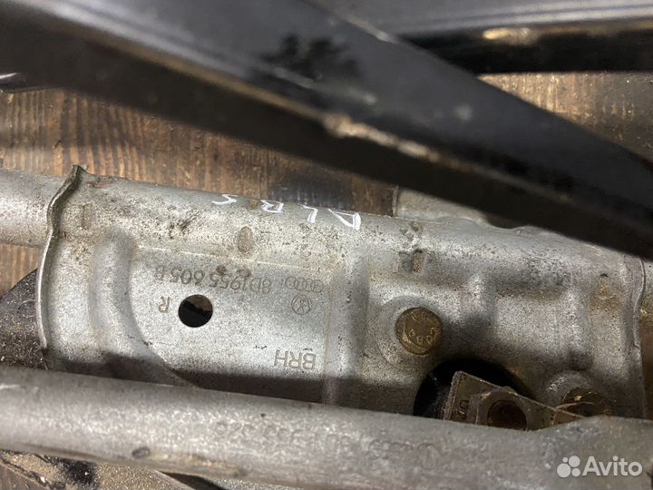 Трапеция дворников audi а4 в5