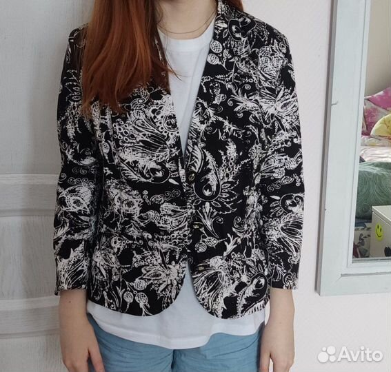 Пиджак женский 42 44