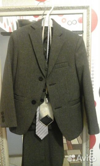 Костюм пиджак брюки жилетка