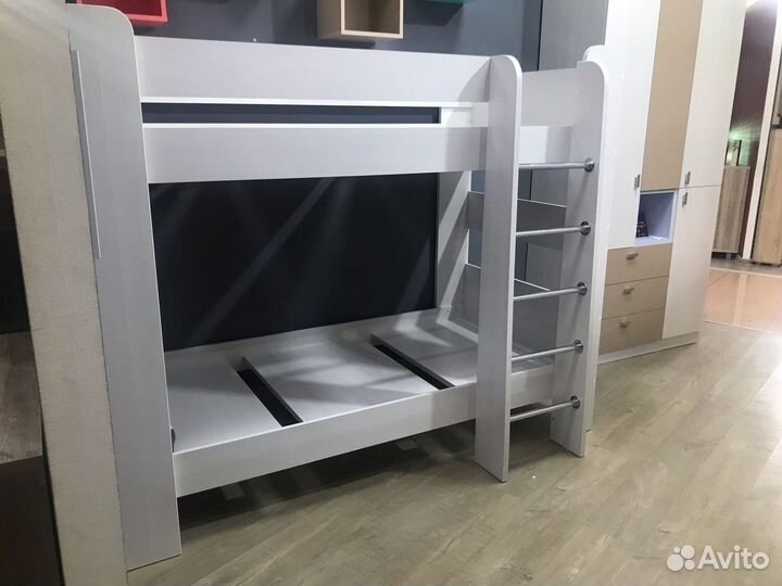 Детская кровать двухъярусная / Кровать детская