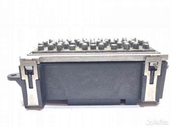 Резистор отопителя Skoda Octavia 2 (A5) 1.4 TSI