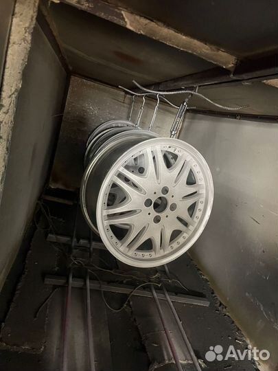 Продам шикарный комплект колёс лето R16