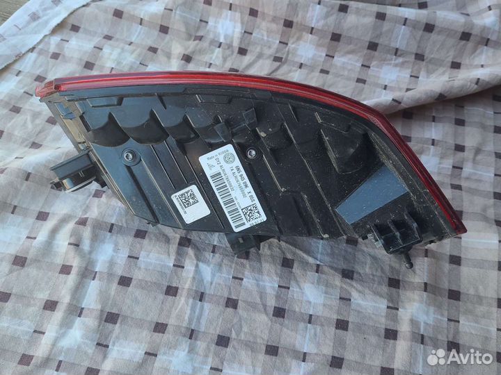 Фонарь задний правый volkswagen polo 6