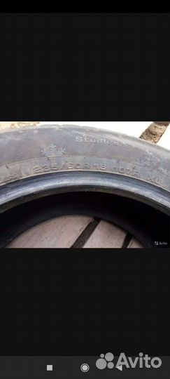 Kumho 722 235/60 R18