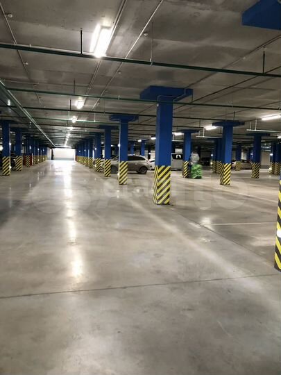 Машиноместо, 18 м²