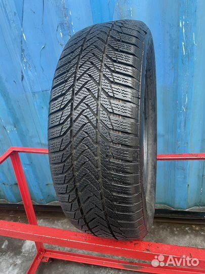 Esa-Tecar Supergrip Pro 205/60 R16