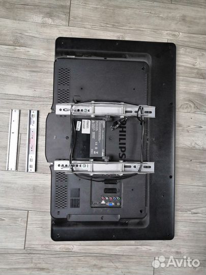 Телевизор Philips 32