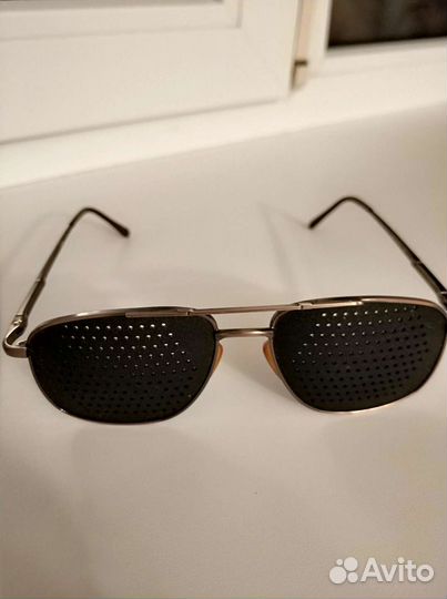 Очки тренажеры с перфорацией