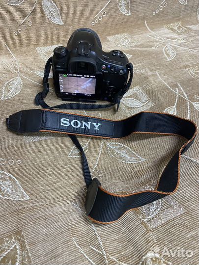 Цифровой фотоаппарат sony