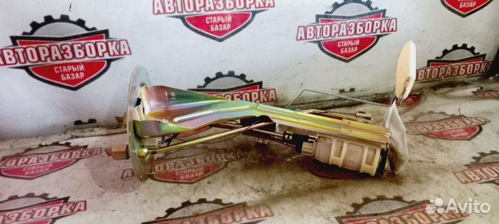 Насос топливный Nissan Gloria MY33 VQ25DE 1999