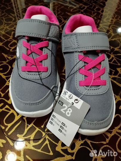 Кроссовки новые 27 размер