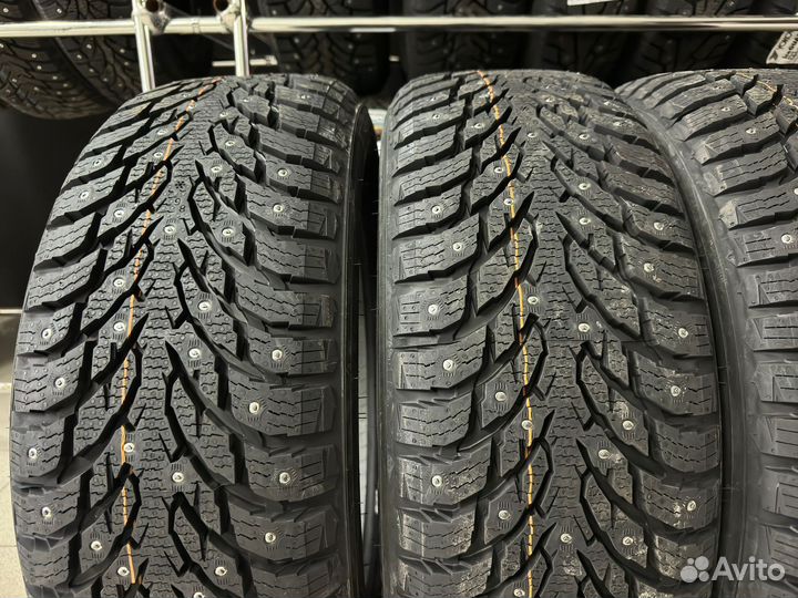 Ikon Tyres Autograph Ice 9 SUV 265/45 R20 125