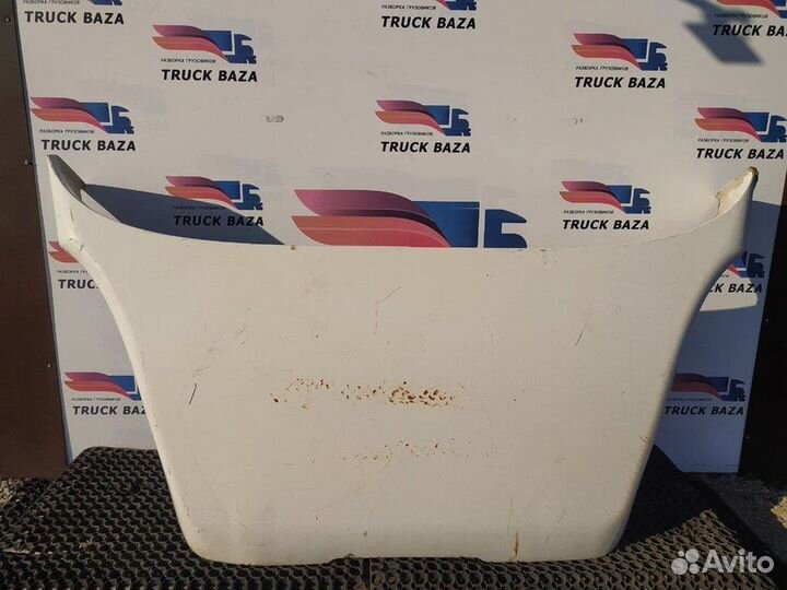 Спойлер кабины верхний Volvo FH