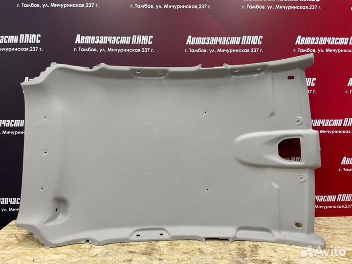 Обшивка потолка LADA X-Ray