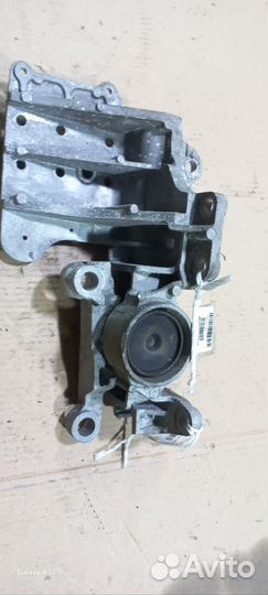 Подушка двс Nissan X-trail NT31 (Переднее Левое)