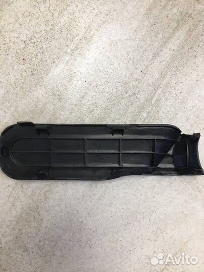 Накладка В консоль между сидений Kia Rio