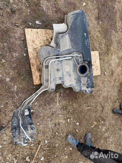 Бензобак Skoda Rapid 1