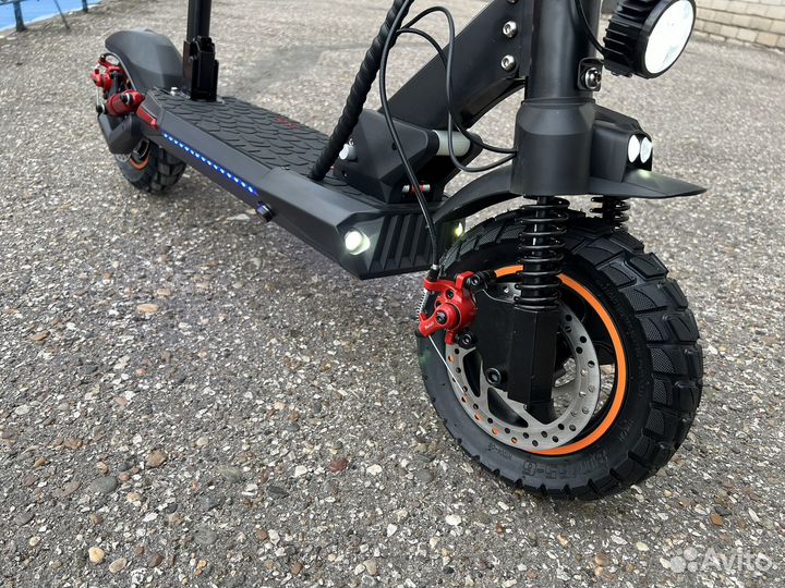 Электросамокат G5 Pro 800W 48V/13Ah. До 50км/ч