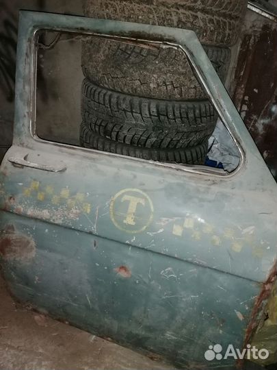 Дверь газ 21 такси