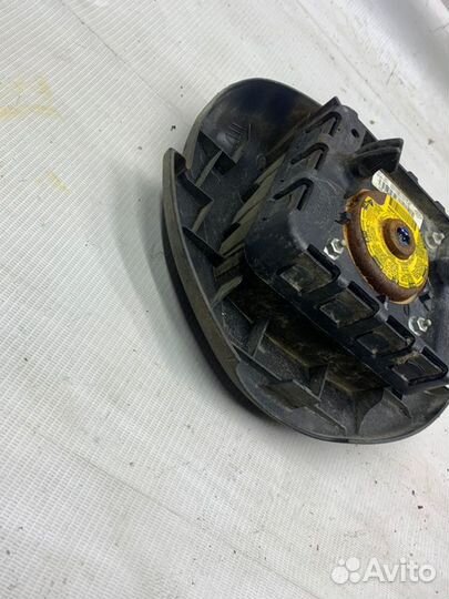 Подушка безопасности в руль Renault Logan 1