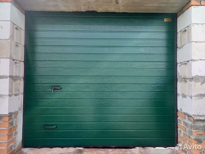 Гаражные ворота doorhan