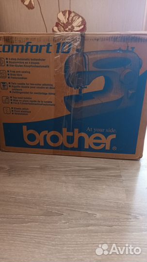 Продам швейную машинку