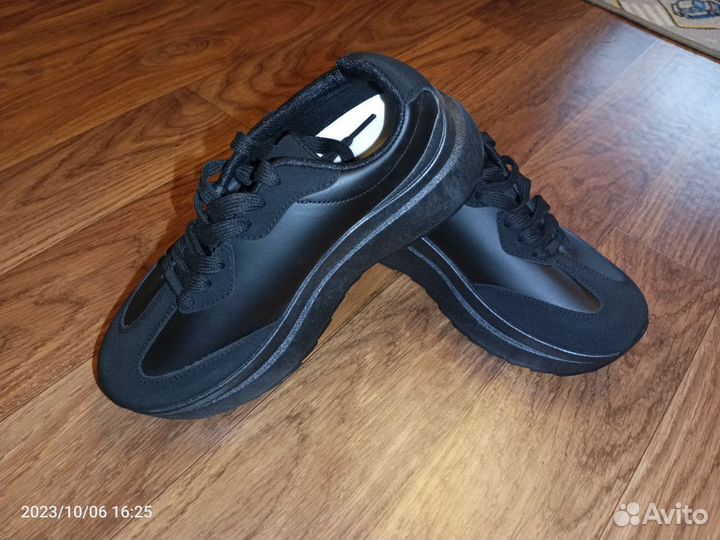Кроссовки 37,39,40