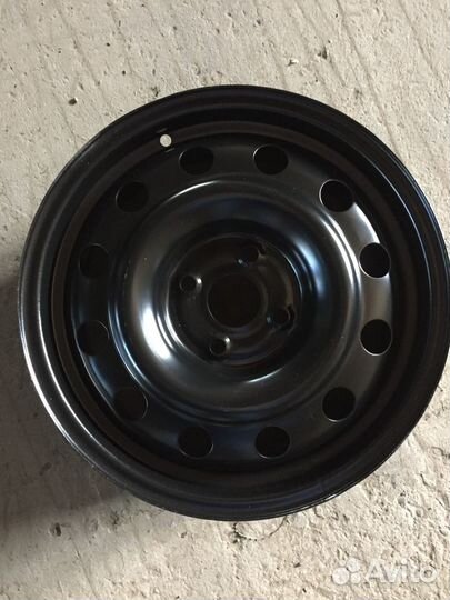 Штампованные диски Trebl Largus Vesta Almera РФ