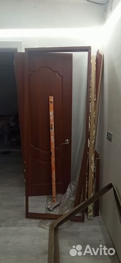 Межкомнатные двери бу с коробкой 70 см-дверь