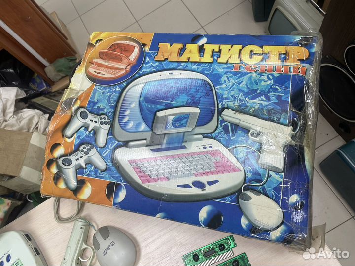 Игровая приставка Магистр Гений (Сзр)