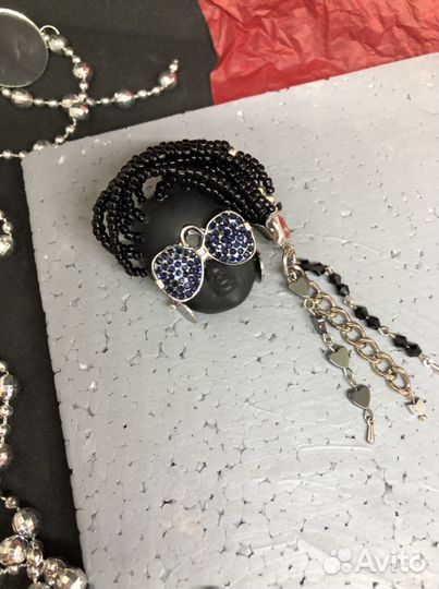 Брошь ручной работы куколка