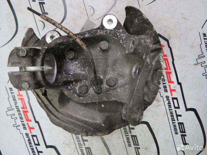 Ступица BMW 1-series 3-series E81 E82 E87 E88 E90 E91 E92 E93 передняя правая ABS 2WD 31216765157