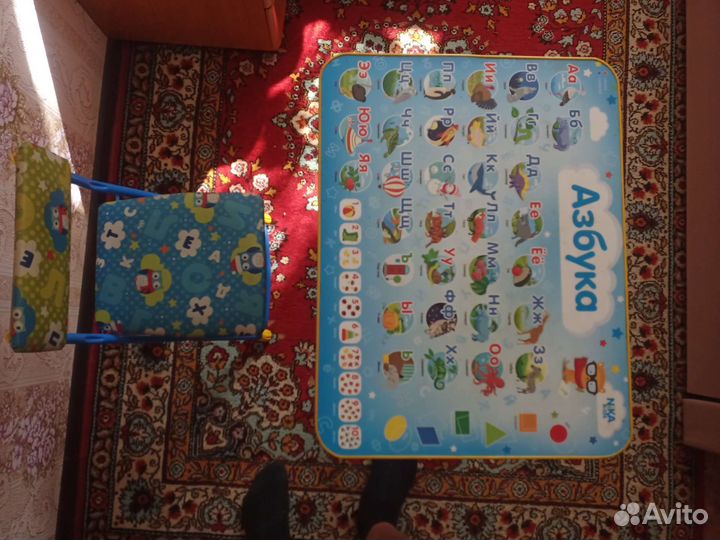 Столик и стульчик для ребенка